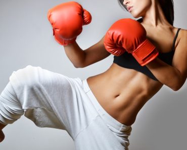 FSK12 Fat Shredder Kickboxing Review: Defend Yourself & Burn Fat?